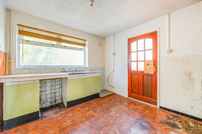 2 Bedroom Bungalow For Sale In , Lansdowne Crescent, Tamworth, B77