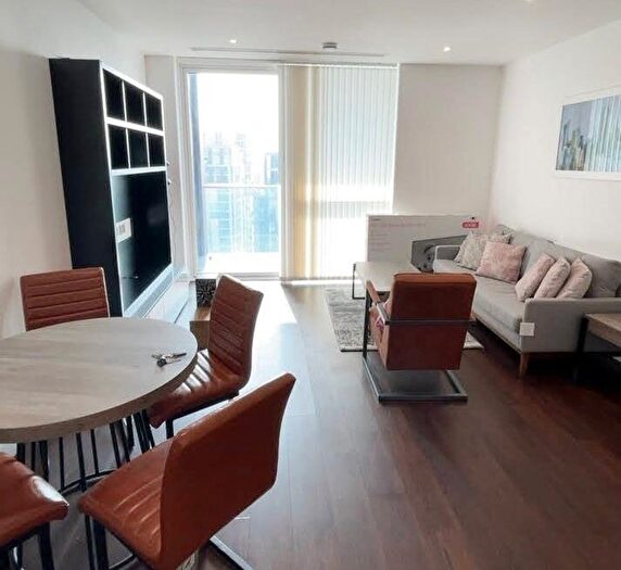 1 Bedroom Apartment To Rent In Maine Tower, Canary Wharf, E14