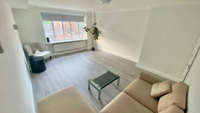1 Bedroom Apartment To Rent In Warren Court, Euston Road, London, NW1