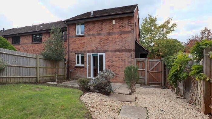 1 Bedroom Semi-Detached House To Rent In Pheasant Walk, Littlemore, Oxford, OX4