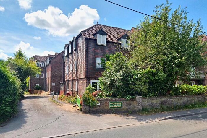 2 Bedroom Flat To Rent In Fair Oak, SO50