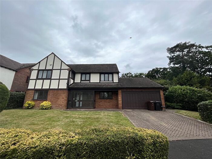 4 Bedroom Detached House To Rent In Froxmere Close, Solihull, West Midlands, B91