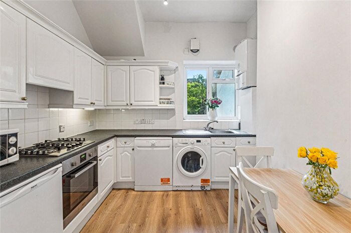 1 Bedroom Property For Sale In Severus Road, SW11