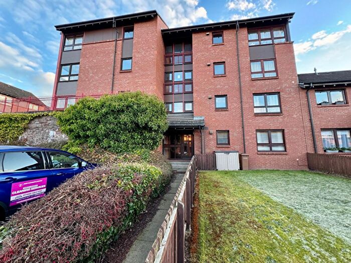 2 Bedroom Flat To Rent In Eastwell Road, Lochee, Dundee, DD2