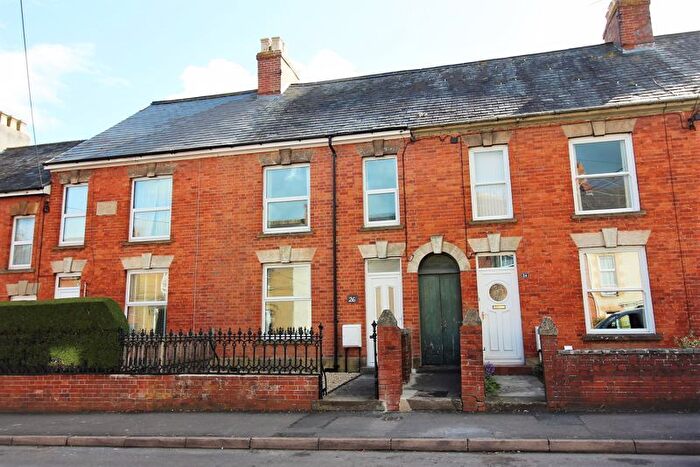 3 Bedroom Terraced House To Rent In Victoria Avenue, Chard, TA20