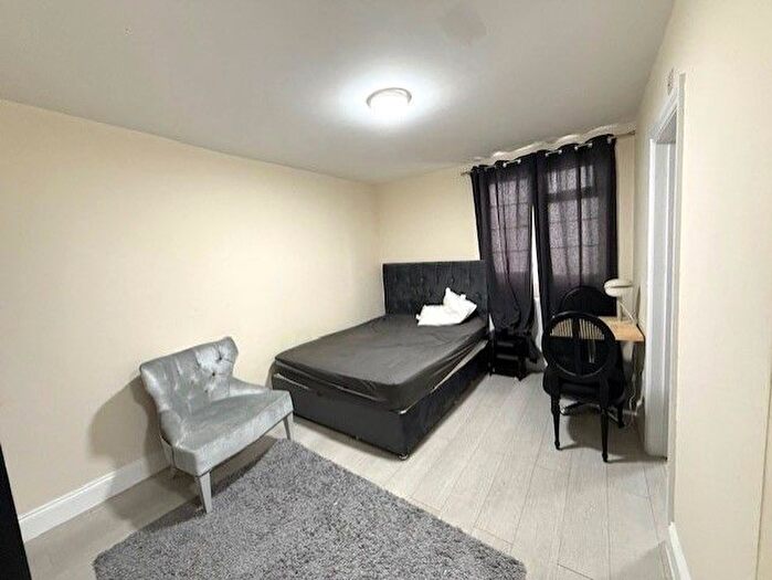 Studio To Rent In Lady Margaret Road, Southall, UB1
