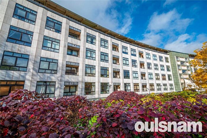 2 Bedroom Apartment To Rent In Yew Tree Road, Moseley, Birmingham, West Midlands, B13