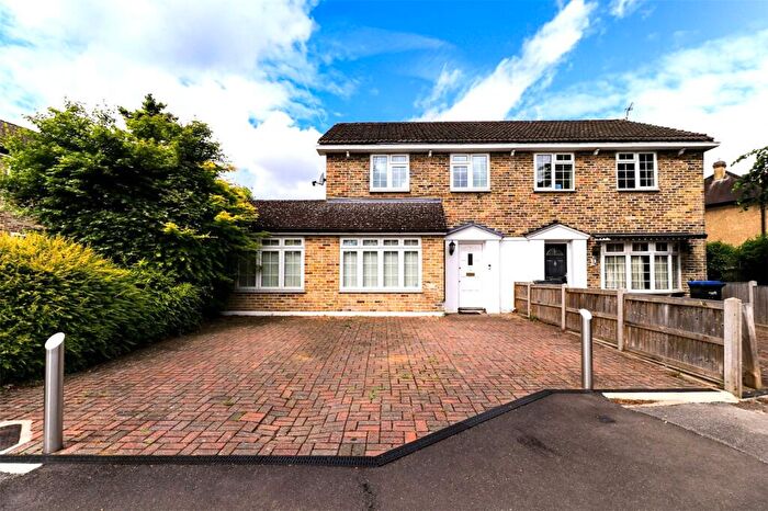 3 Bedroom Semi-Detached House For Sale In Glebe Avenue, Enfield, Middlesex, EN2