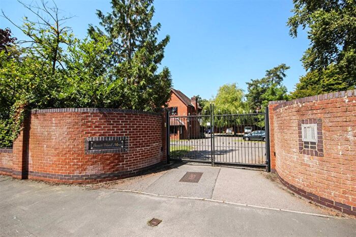 2 Bedroom Mews To Rent In Bassett Wood Mews, Bassett Crescent West, Southampton, SO16