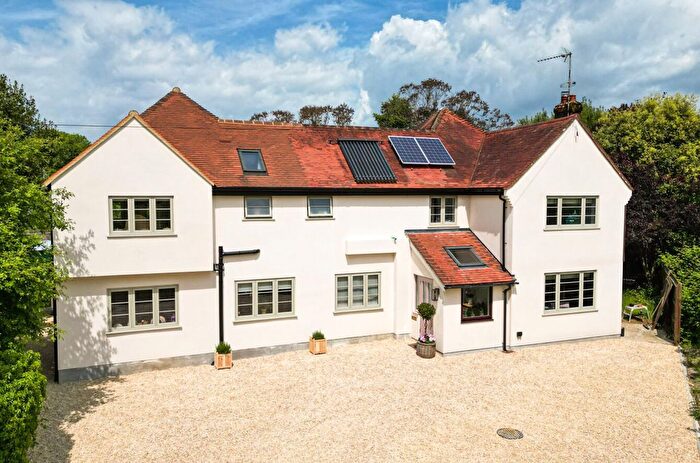 5 Bedroom Detached House For Sale In Froxfield, Petersfield, GU32