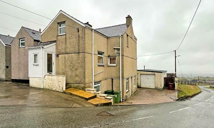 5 Bedroom Terraced House For Sale In Rhosgadfan, Caernarfon, LL54