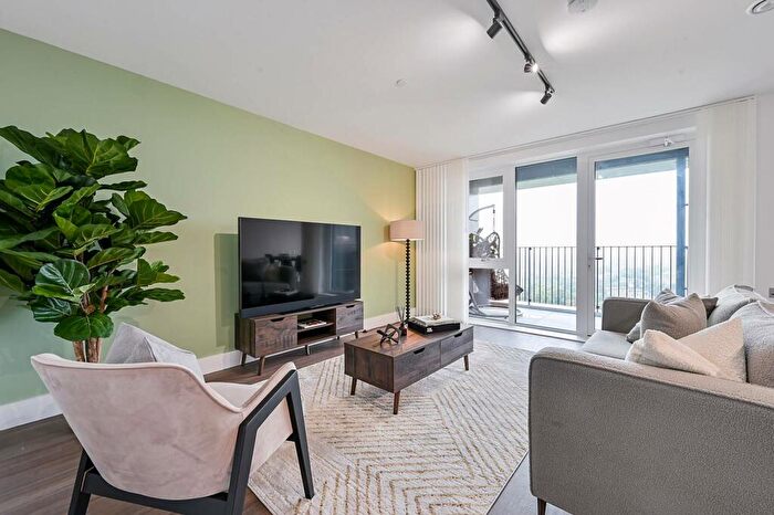 Studio To Rent In Mitre Yard, North Kensington, London, NW10