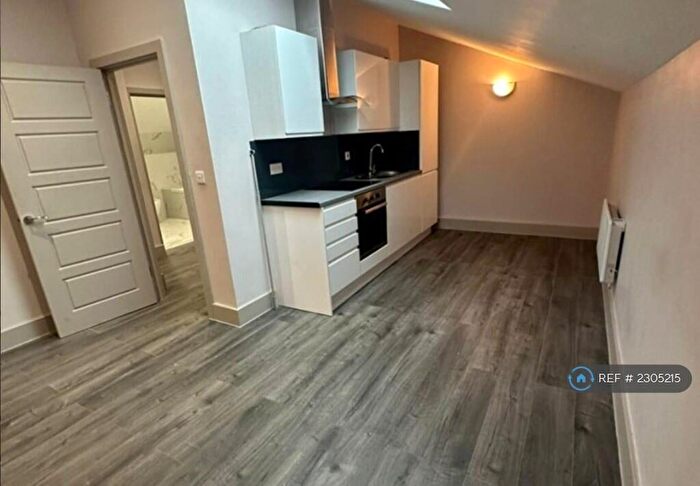 1 Bedroom Flat To Rent In Cube House, Stoke Mandeville, Aylesbury, HP22