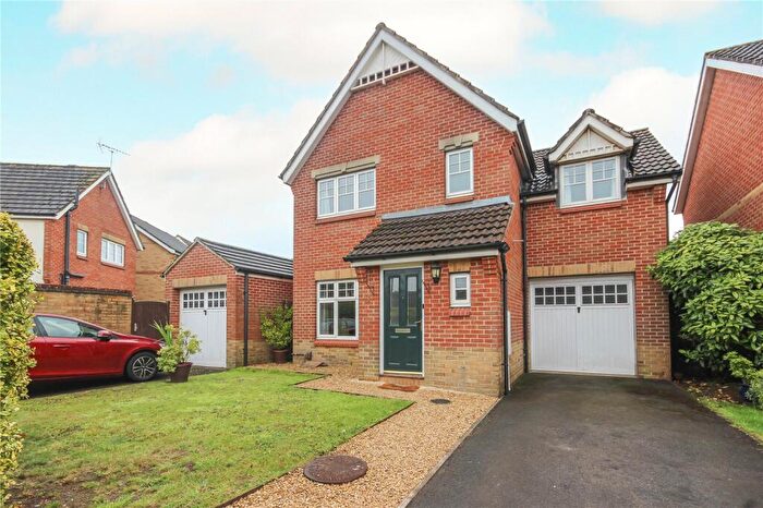 3 Bedroom Detached House To Rent In Emet Grove, Emersons Green, Bristol, BS16