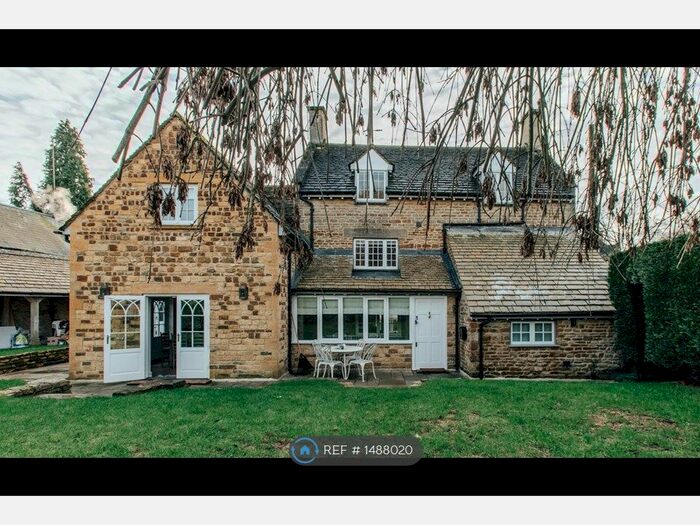 4 Bedroom Detached House To Rent In Church Street, Kingham, Chipping Norton, OX7