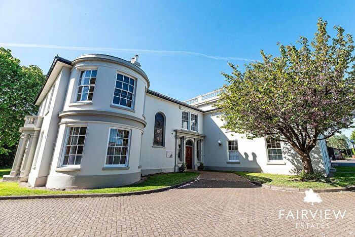 1 Bedroom Apartment For Sale In The Cedars, Nottingham, NG5