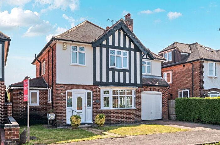 4 Bedroom Detached House For Sale In May Avenue, Wollaton, Nottinghamshire, NG8