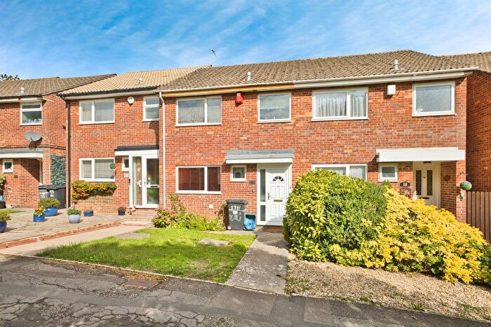 3 Bedroom Terraced House For Sale In Lower Fairmead Road, Yeovil, BA21