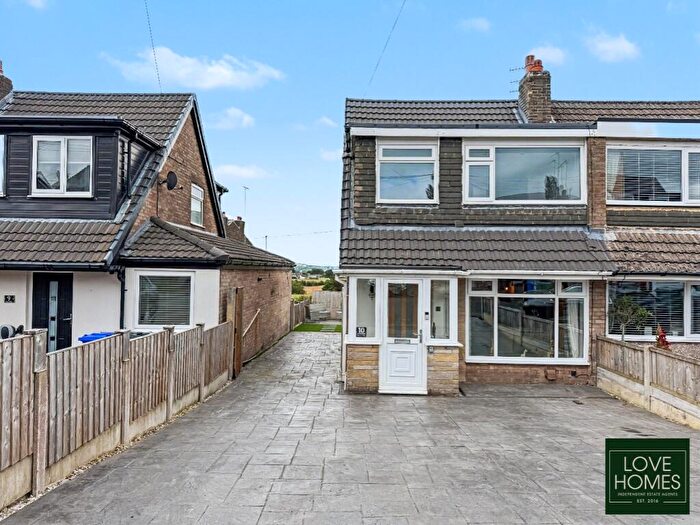 3 Bedroom Semi-Detached House For Sale In Upton Way, Walshaw | Bedrooms | Newly Appointed Kitchen | New Roof & Re-Wire | Turnkey Property, BL8