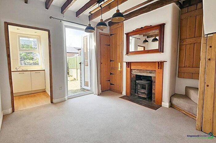 2 Bedroom Terraced House To Rent In Woodborough Road, Nottingham, NG3