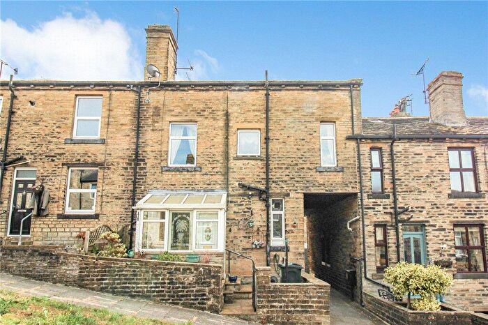 4 Bedroom Terraced House For Sale In Fife Street, Haworth, Keighley, West Yorkshire, BD22