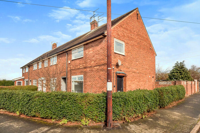 3 Bedroom End Of Terrace House To Rent In Buckland Close, Hull, East Yorkshire, HU8