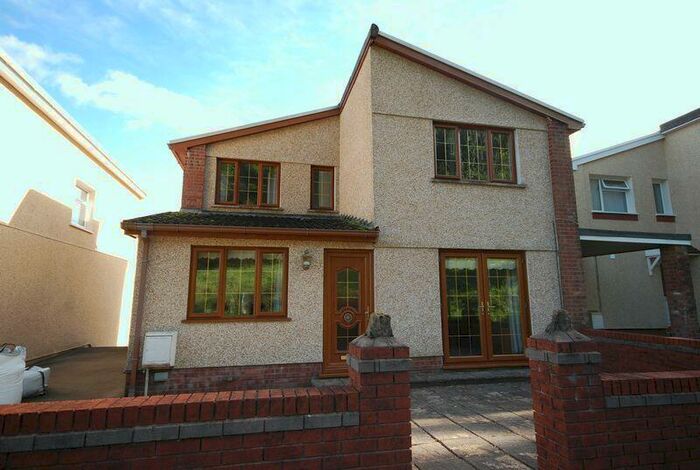 3 Bedroom Detached House To Rent In March Hywel, Cilfrew, Neath, SA10