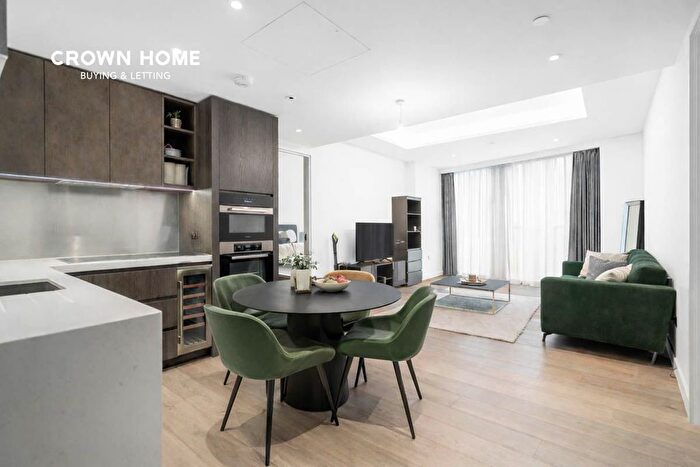 2 Bedroom Flat To Rent In Thames City, Nine Elms, Carnation Way, SW8