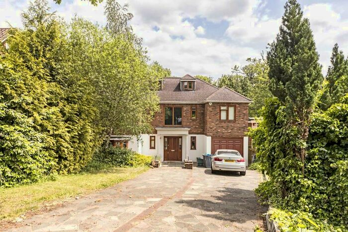 6 Bedroom Property To Rent In Henley Drive, Kingston Upon Thames, KT2
