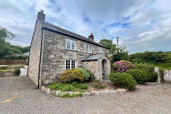 4 Bedroom Farmhouse To Rent In Tresarrett, Bodmin, PL30