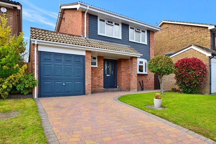 4 Bedroom Detached House For Sale In Aintree Road, Lordswood, Chatham, ME5