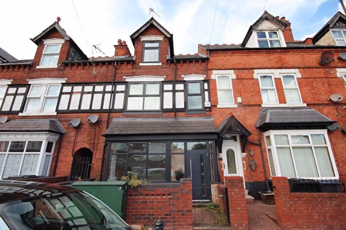 5 Bedroom Terraced House For Sale In Oakwood Road, Birmingham, B11