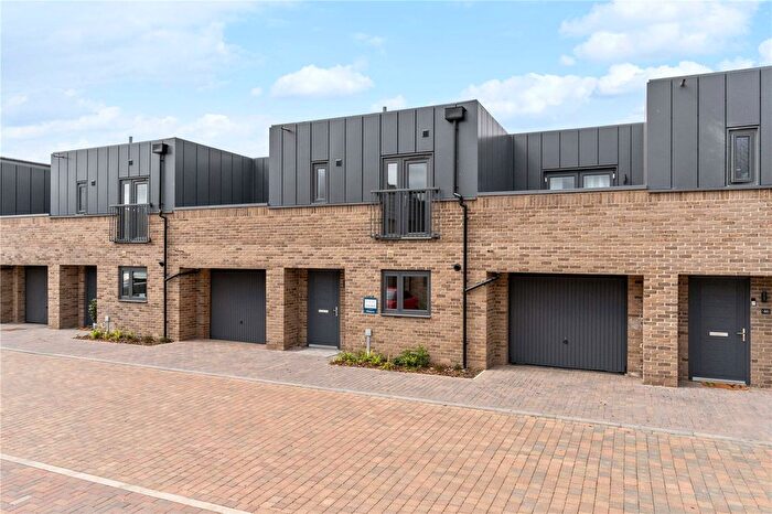 3 Bedroom Link Detached House For Sale In Thistle Street, Stirling Fields, Northstowe, Cambridge, Cambridgeshire, CB24