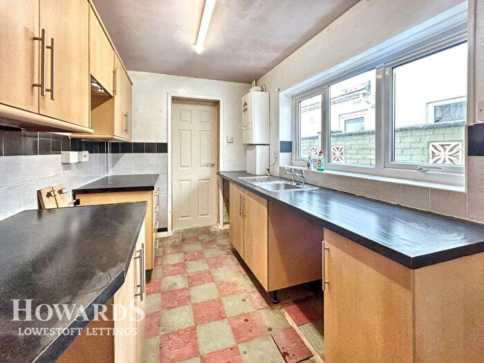 3 Bedroom Terraced House To Rent In Lawson Road, Lowestoft, NR33
