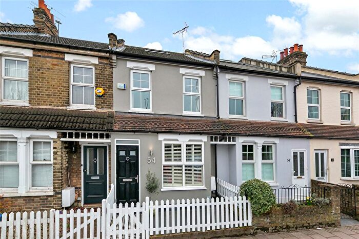 3 Bedroom Terraced House For Sale In Chertsey Road, St Margarets, TW1