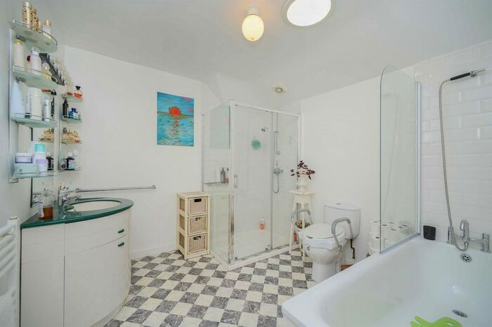 2 Bedroom Semi-Detached House For Sale In Cowfold Road, Brighton, BN2