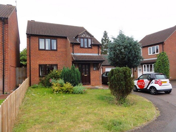 3 Bedroom Detached House To Rent In St Benedicts Mount, Hunsbury Hill, Northampton, NN4