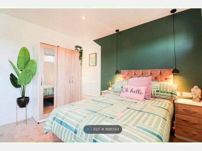 Studio To Rent In Bramley Road, Leicester, LE3