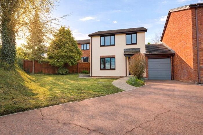 3 Bedroom Link Detached House For Sale In Mazzard Close, Landkey, Barnstaple, Devon, EX32