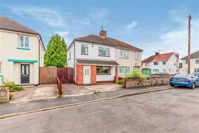 3 Bedroom Semi-Detached House To Rent In Pelham Crescent, Nottingham, NG9