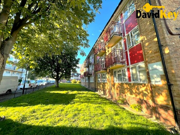 1 Bedroom Flat To Rent In Winkfield Road, London, N22