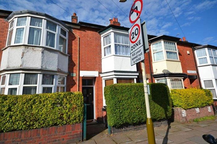 4 Bedroom Terraced House To Rent In Landseer Road, Leicester, LE2