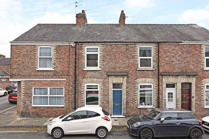 3 Bedroom Terraced House To Rent In Baker Street, York, YO30