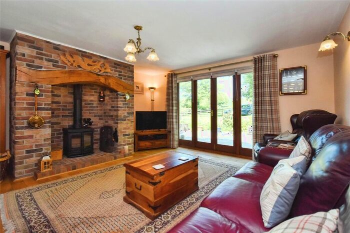4 Bedroom Detached House For Sale In Penparc, Cardigan, Ceredigion, SA43