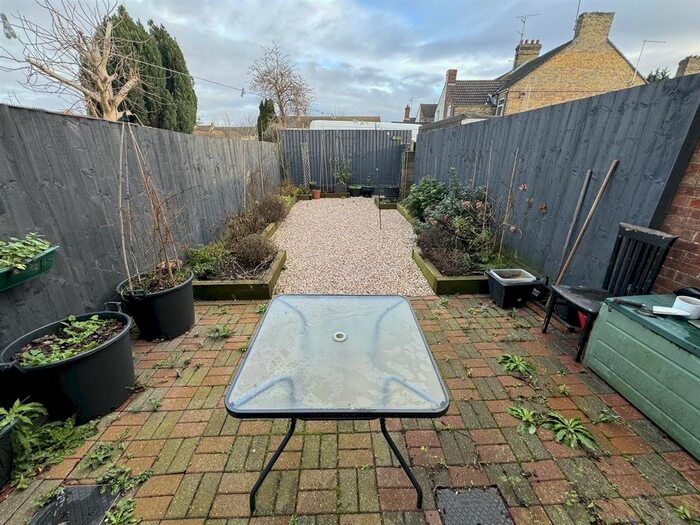 4 Bedroom Terraced House To Rent In Gladstone Street, Millfield, Peterborough, PE1
