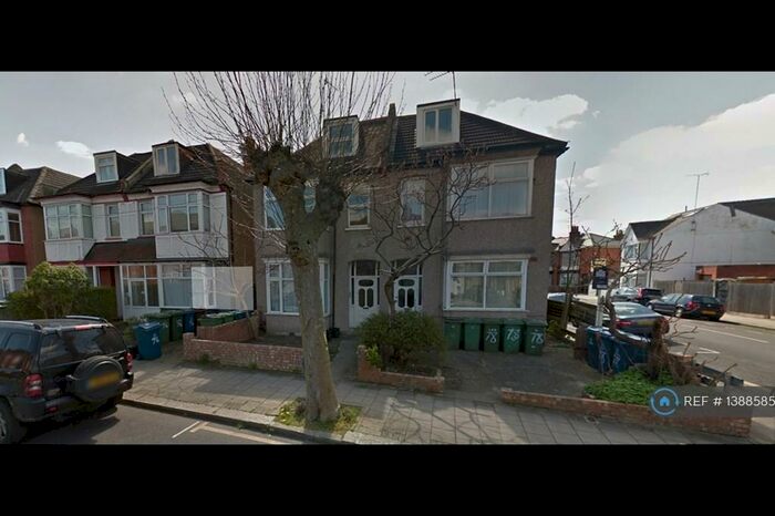 1 Bedroom Flat To Rent In Welldon Crescent, Harrow, HA1