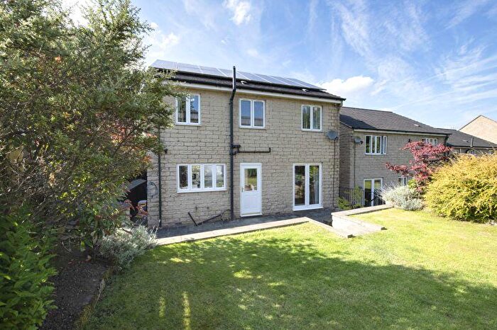 4 Bedroom Detached House For Sale In Fern Rise, Elland, HX5
