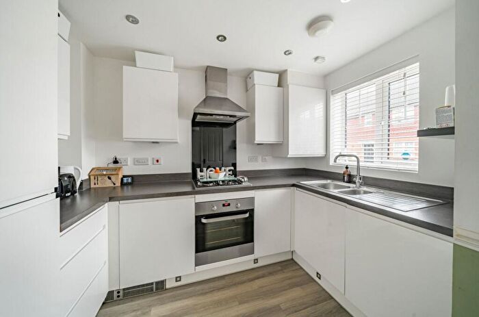 2 Bedroom Semi-Detached House For Sale In Blackthorn Road, Andover, SP11