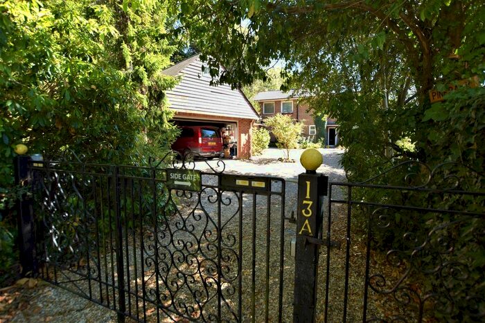 1 Bedroom Flat To Rent In Hollington Park Road, St. Leonards-On-Sea, TN38