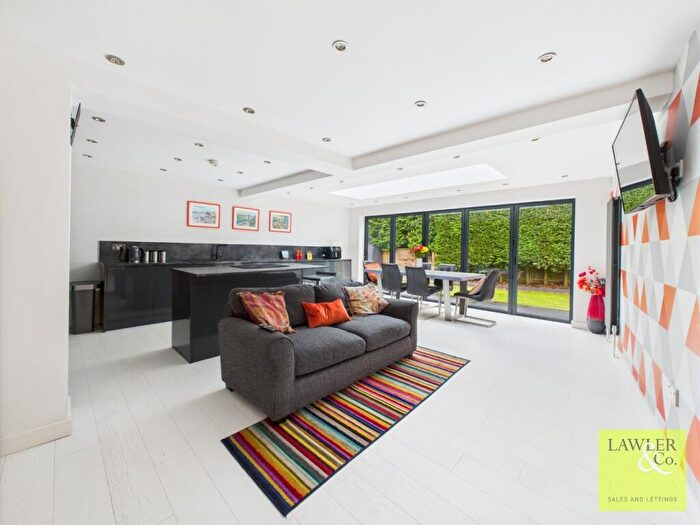 3 Bedroom Detached House For Sale In Woodside Drive, High Lane, Stockport, Cheshire, SK6